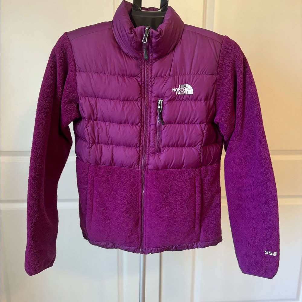 The North Face 550 Jacket - Size S, Purple